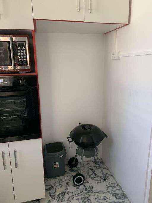 فيلا ناديفي Modern With Class Near Airport المظهر الخارجي الصورة